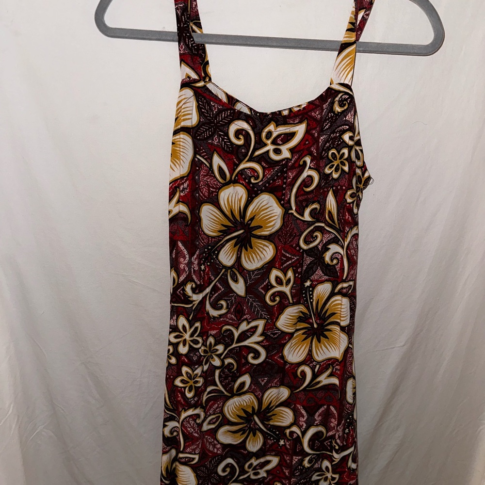 Short floral Hawaiian vibe dress